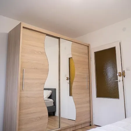 Quarto em Acomodações Particulares Ok Ksieg 21012 !!!!!!!!!!!!!!!!!!zadolzennost Pokoje Obok Park Moczydlo *